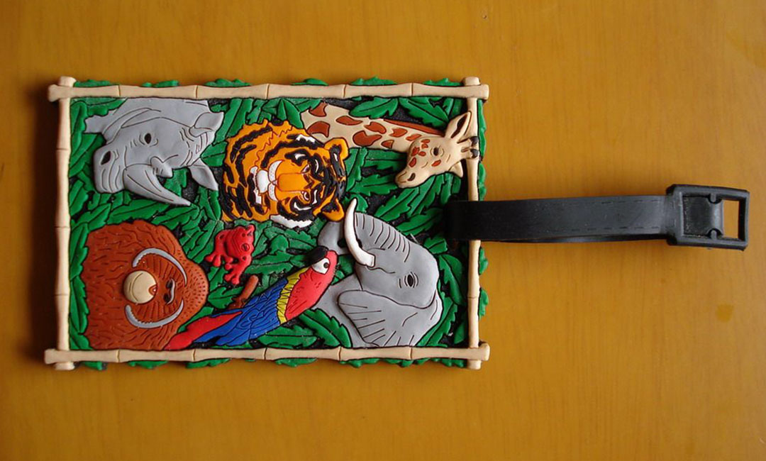 西宁博尼箱包CMS网站开发案例